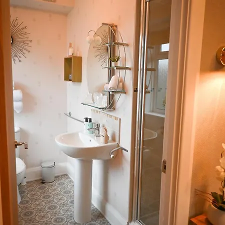 بيت ضيافة The Alexander - Seaside Hideaway (adults Only)