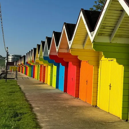 Seaside Hideaway (adults Only) Гостевой дом