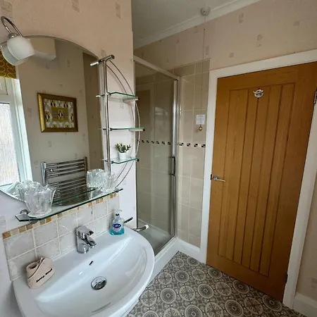 Seaside Hideaway (adults Only) Scarborough